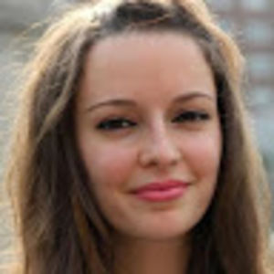 Meet your Posher, Ines